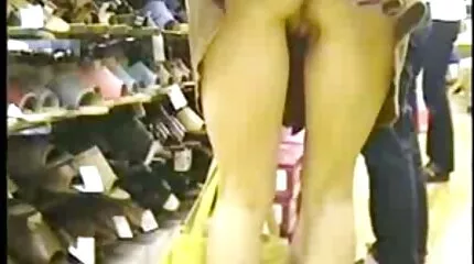 Ніна але алларга розсовує свою дупу з членом у своїй кицьці. художній порно фільм