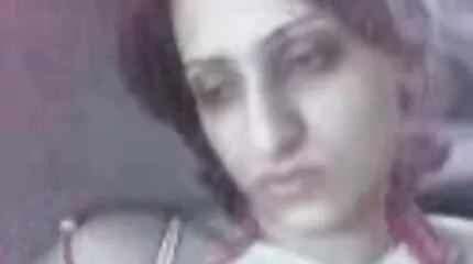 Блондинка трахкає з хлопцем після того, худ порно фільми як помасажувала його член.