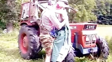 Вона полагодила машину і порно фільм безкоштовно трахнула Наста нуду