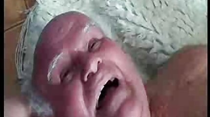 Від першої особи сперма на грудях